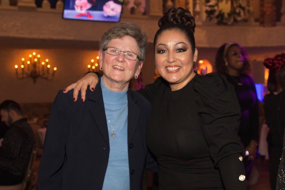 Mothers flourish with sister's support after incarceration Global